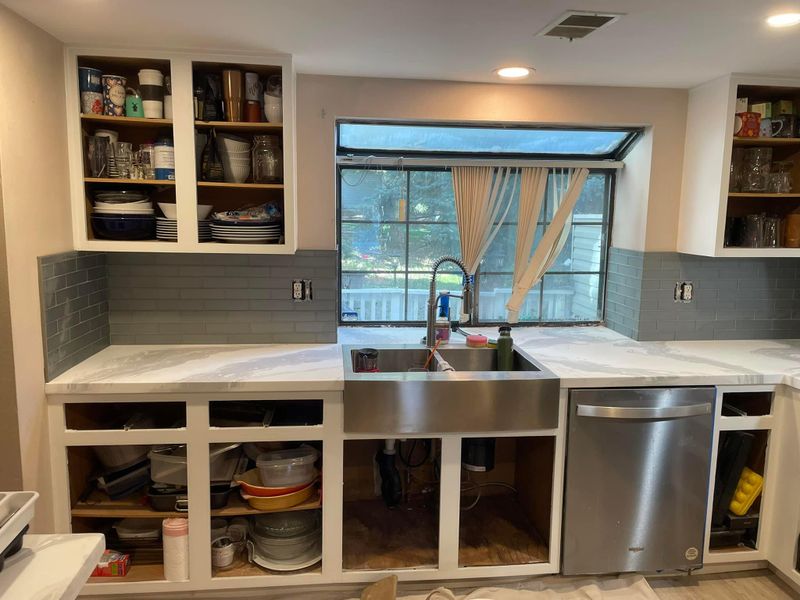 Backsplash Install 