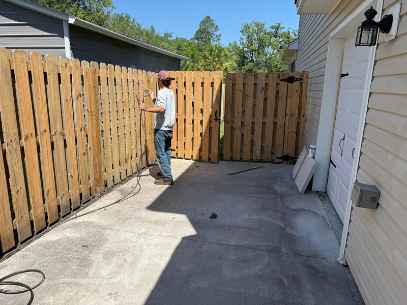 Fence Installation & Repair