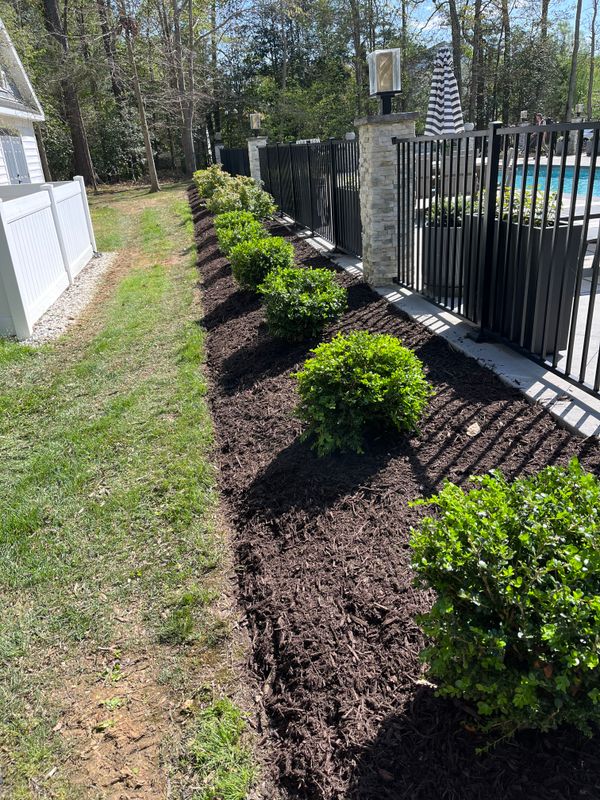 Mulch Installation and Delivery