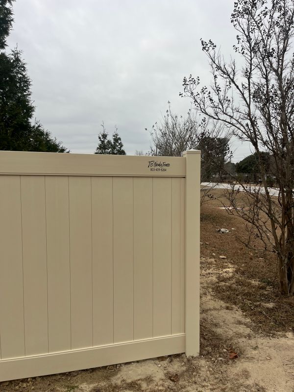 Vinyl fence 