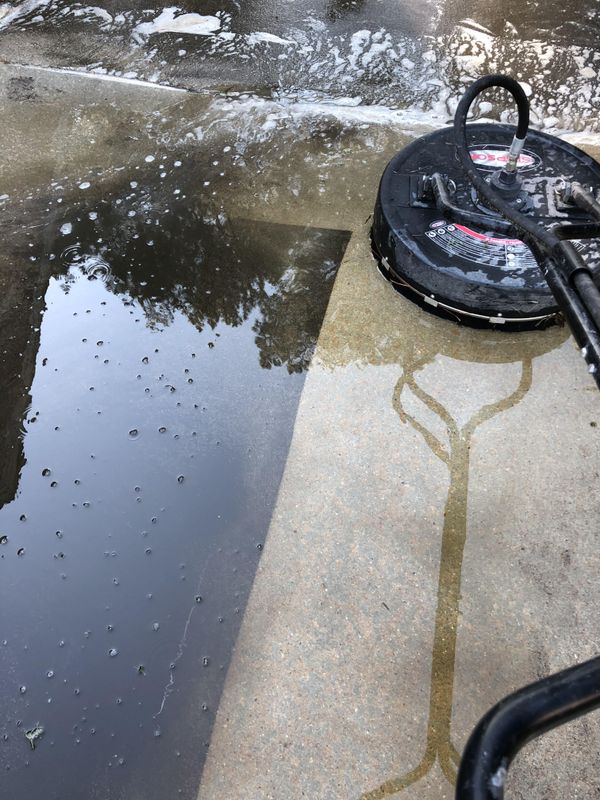 Driveway & Sidewalk Cleaning