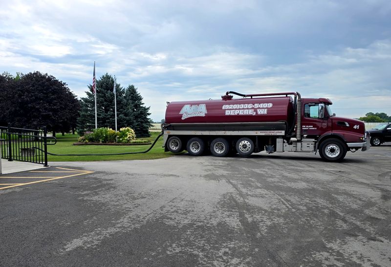 Septic Tank Inspecting & Pumping