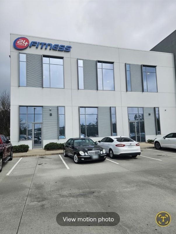 Transformative Commercial Exterior Revamp by 7J Facility Services: Modernizing Fitness Spaces