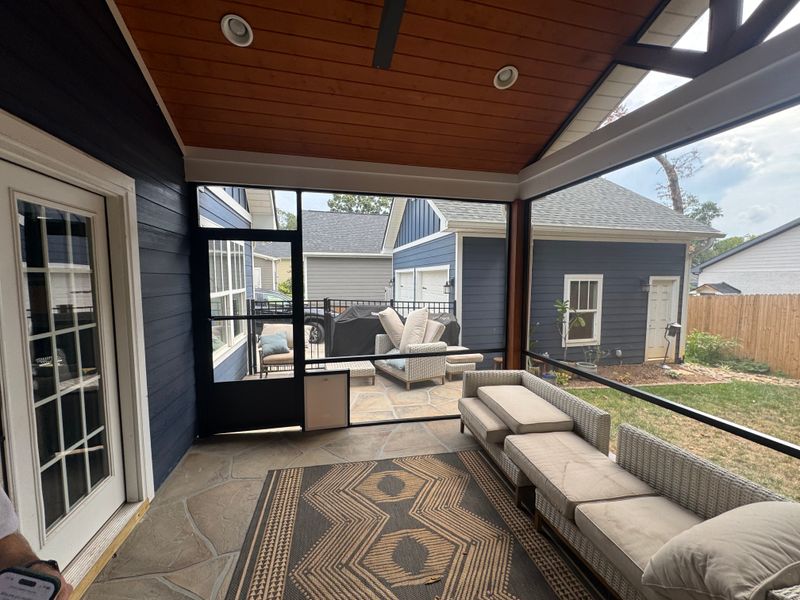 Transform Your Outdoor Space with a Stunning Screened Enclosure in Greenville