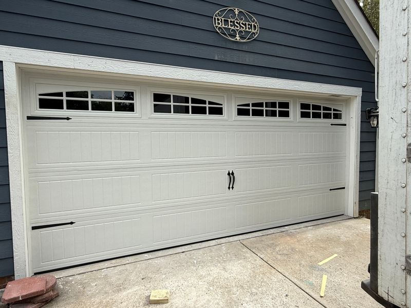Garage Door Installation & Repair