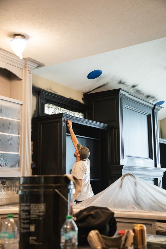 Kitchen and Cabinet Refinishing gallery