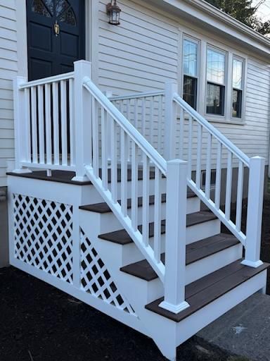 EXTERIOR CARPENTRY & DECKS (SELECT RENOVATIONS)