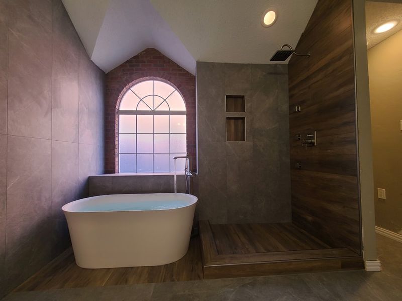 Custom Walk-In Showers