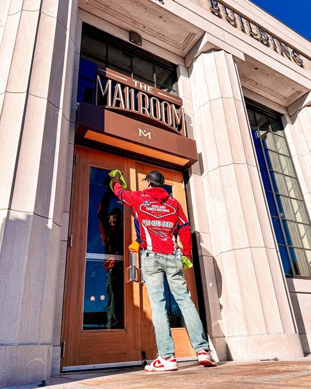 Store front exterior cleaning