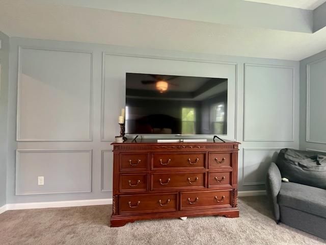Living Rooms & Lounges