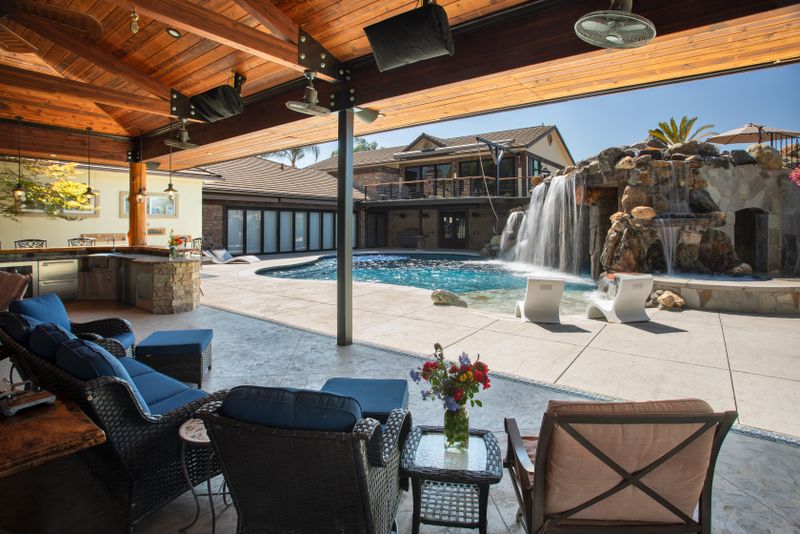 Custom Pool Construction