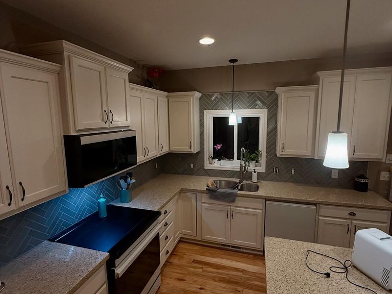 Kitchen Backsplash Installation