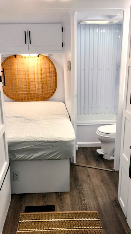 Hana - 2015 Fleetwood Travel Trailer
