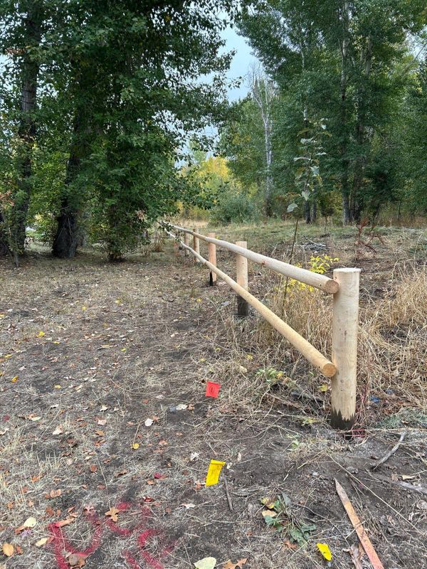 Wood Privacy Fence 