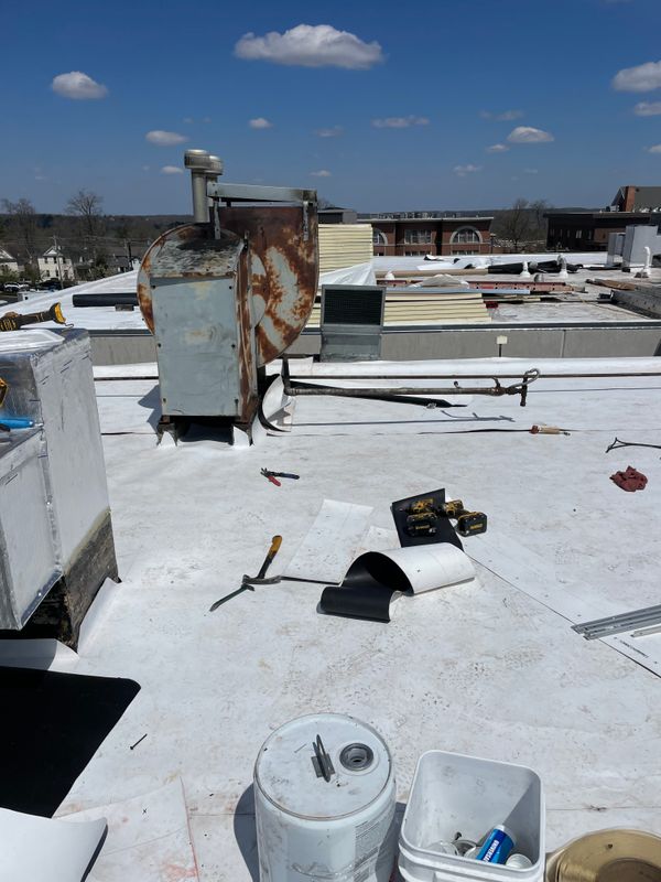 Commercial roofing TPO roofing installation