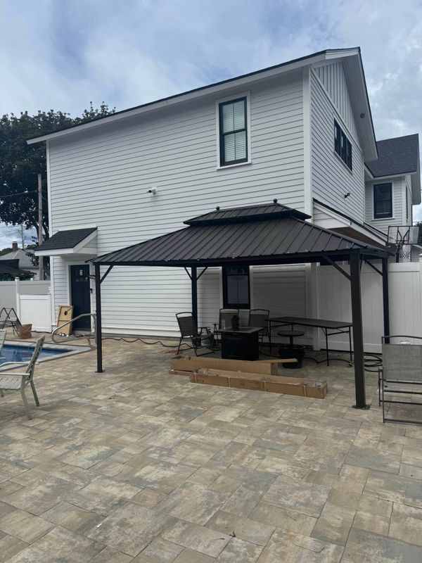 Outdoor Kitchen Construction