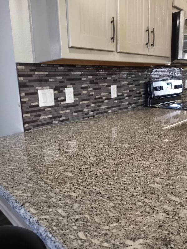 Kitchen Backsplash Installation