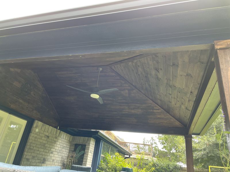Outdoor Features