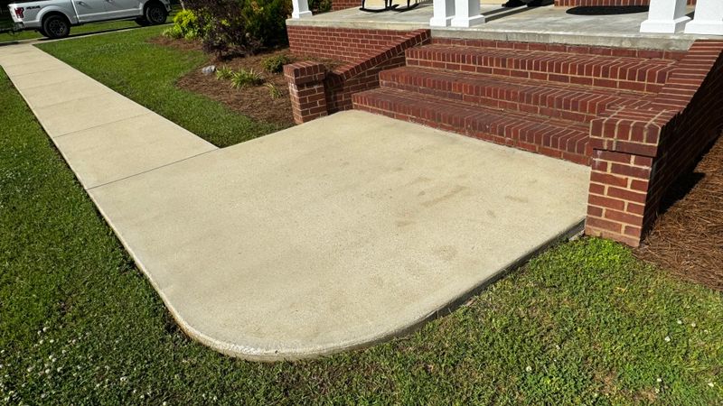 Driveway/Sidewalks Cleaning