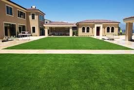Commercial Lawn Maintenance