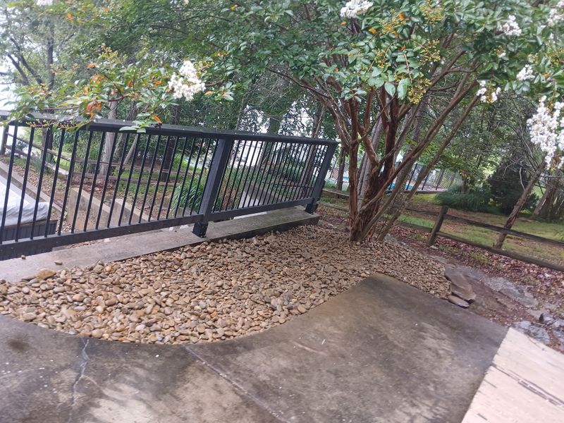 Natural Stone Hardscape