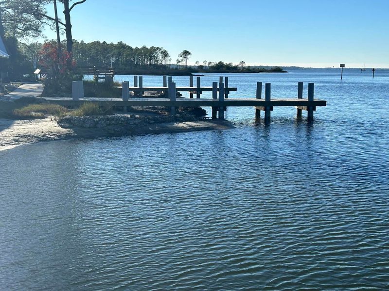 Docks