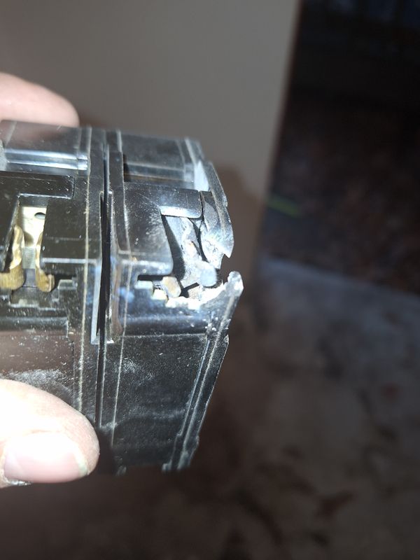 Circuit Breaker Installation and Repair