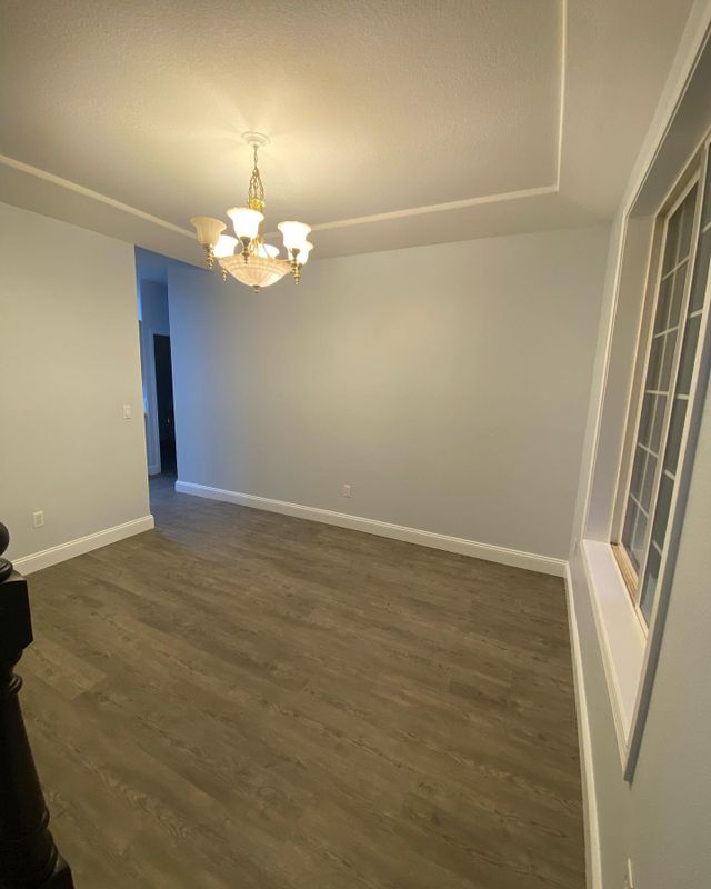 Trim Installation / Baseboards