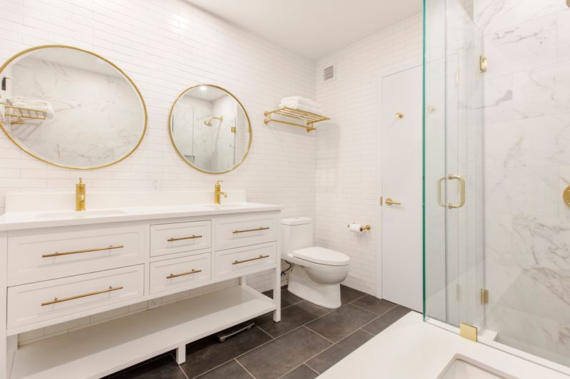 Bathroom Renovation gallery