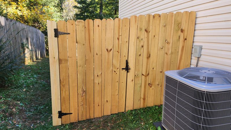 Wood Privacy Fence