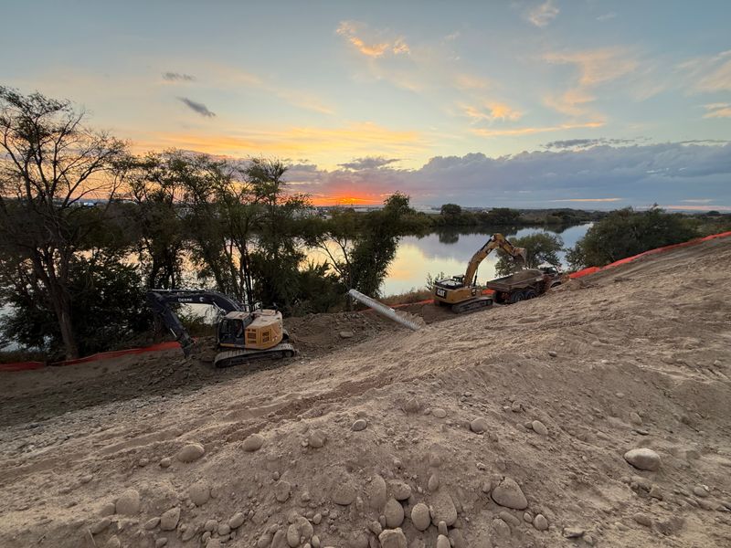 Residential & Commercial Excavation