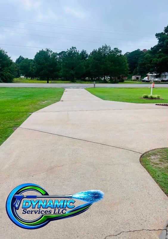 Driveway and Sidewalk Cleaning