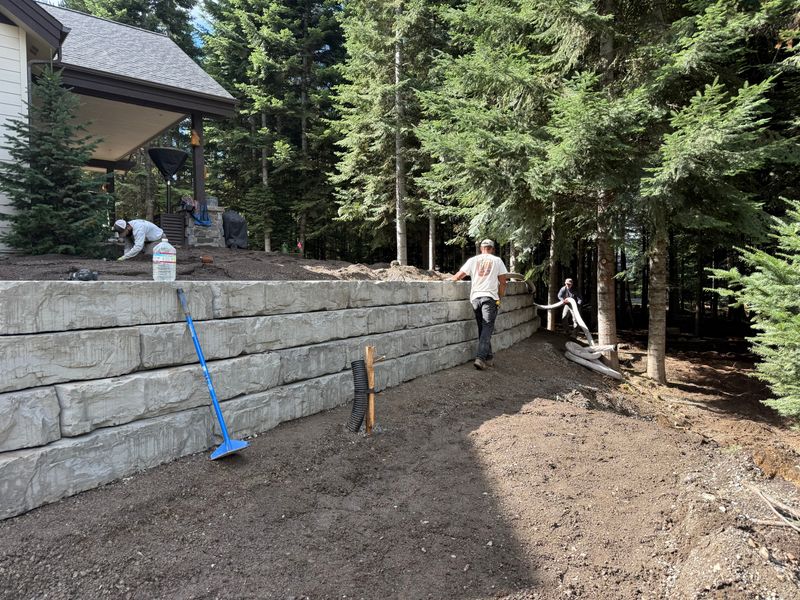 Precast Block Retaining Walls
