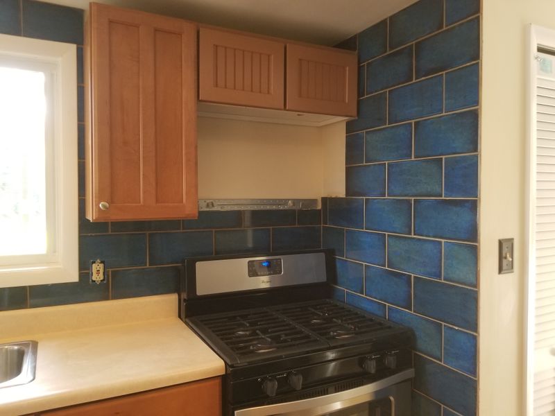 Kitchens & Cabinets