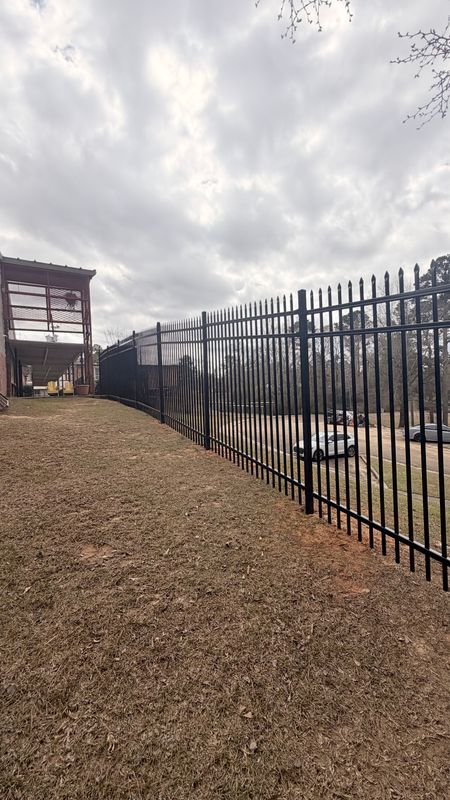 Commercial Fence 