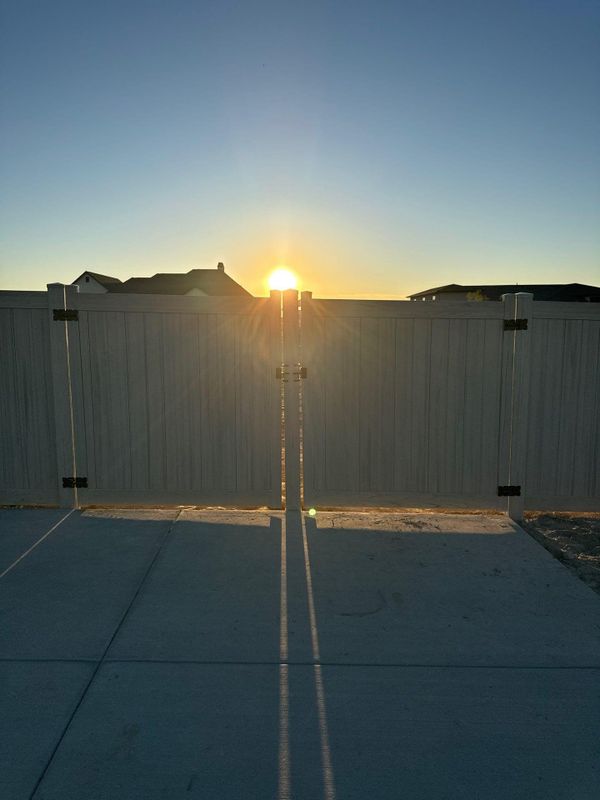 Wood Privacy Fence 