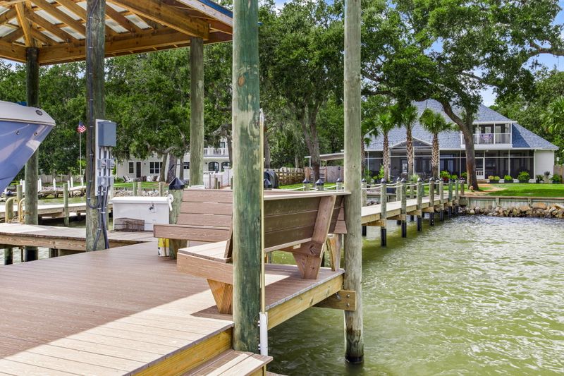 Pier & Dock
