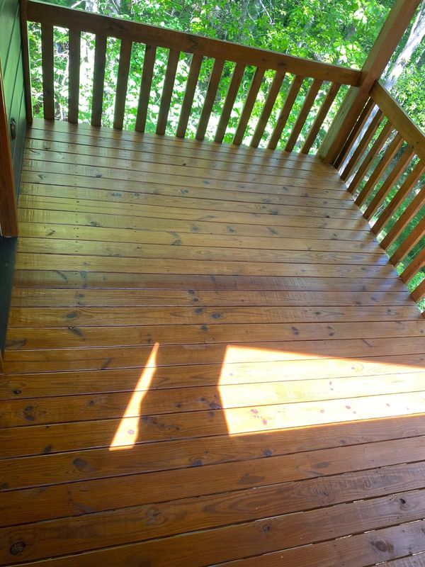 Deck And Fence Staining