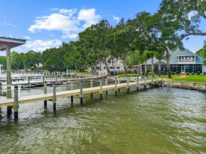 Pier & Dock