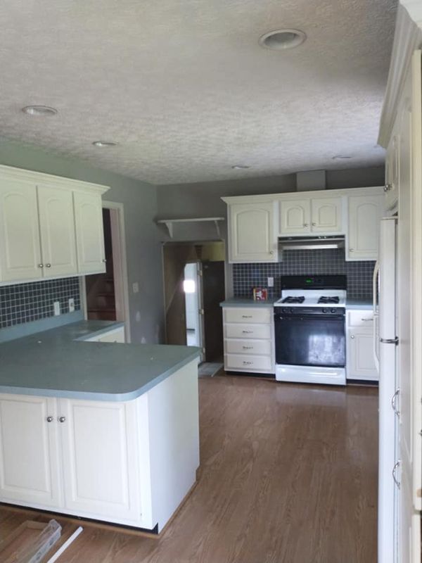 Kitchen and Cabinet Refinishing
