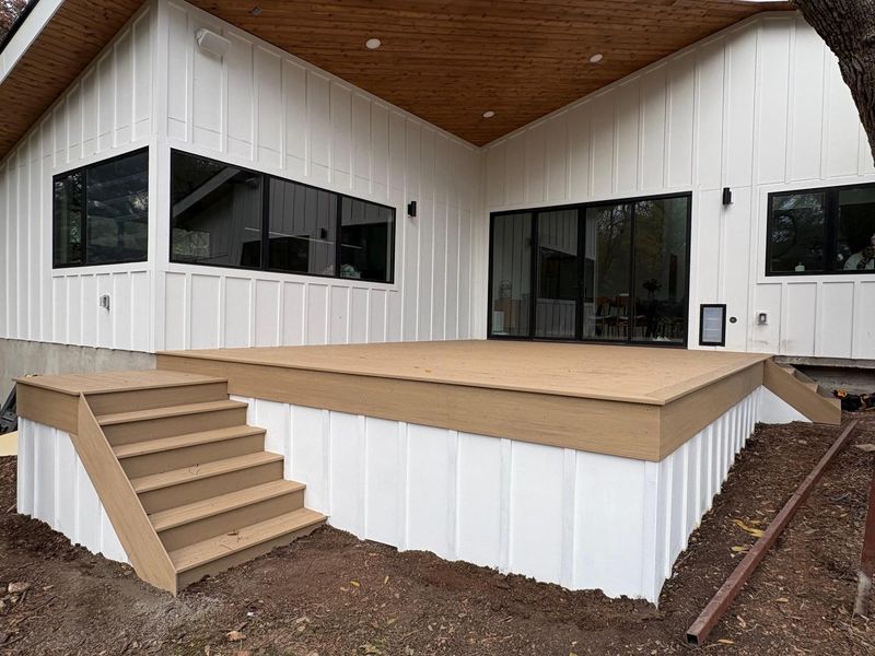 DECKING