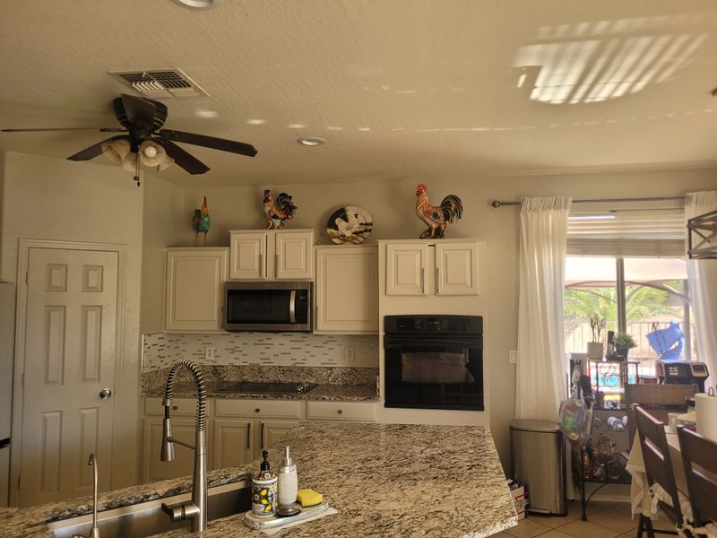 Kitchen Cabinet Repainting
