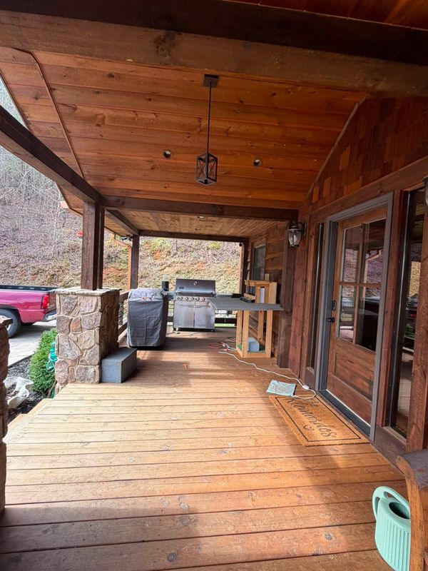 Deck And Fence Staining
