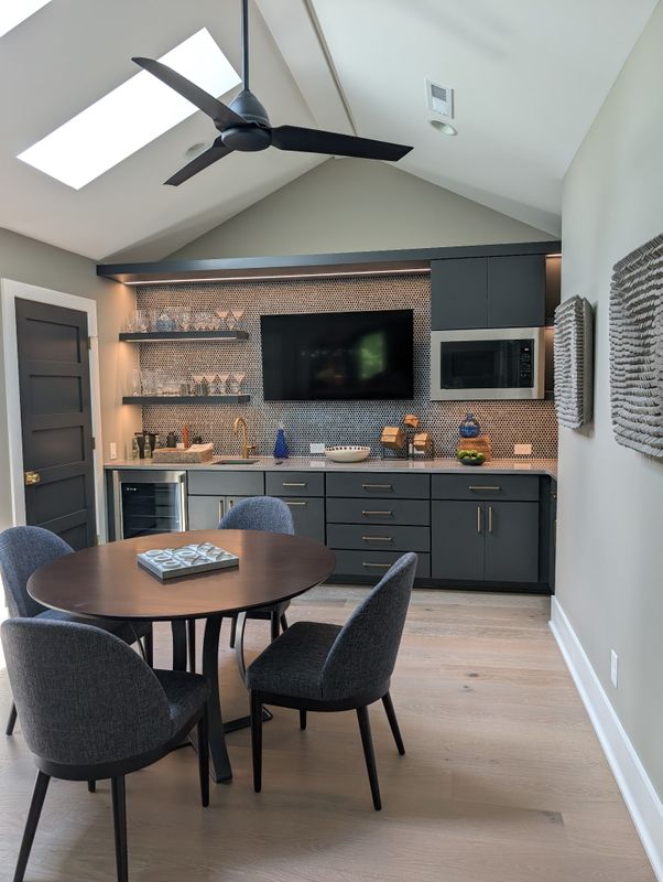 Low Voltage Undercabinet Lighting