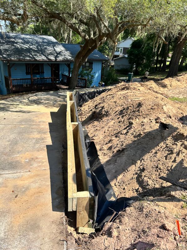 Seawall/ Retaining wall