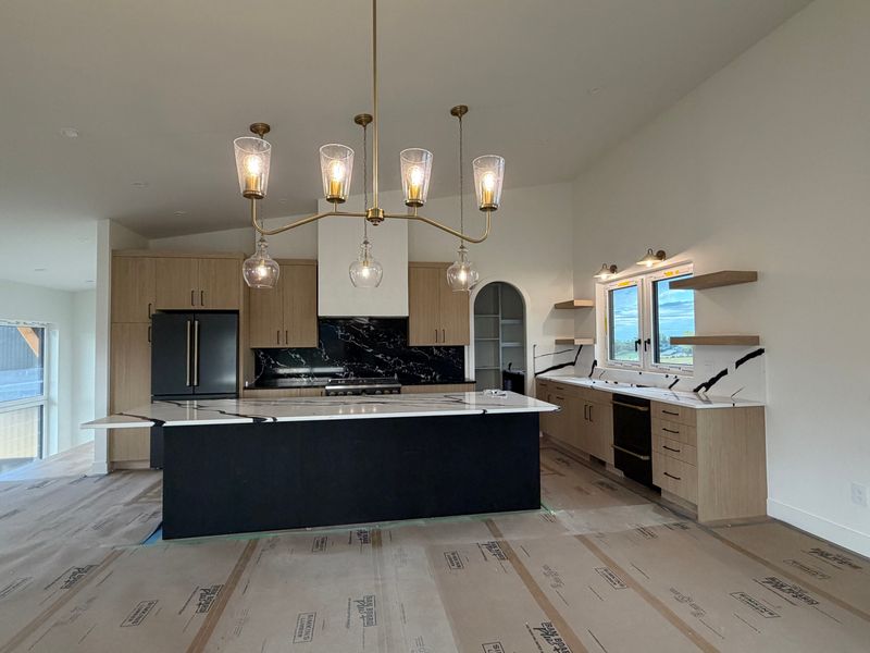 Kitchen and Cabinet Refinishing