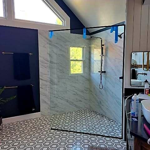 Frameless Glass Showers gallery