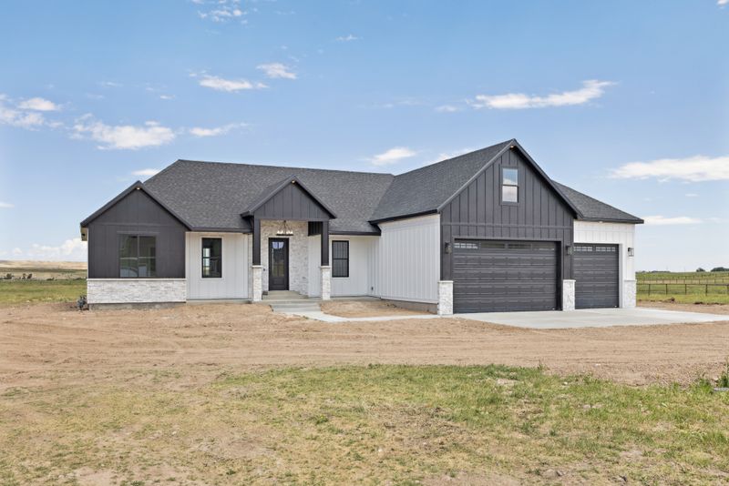 547 Kelli Way