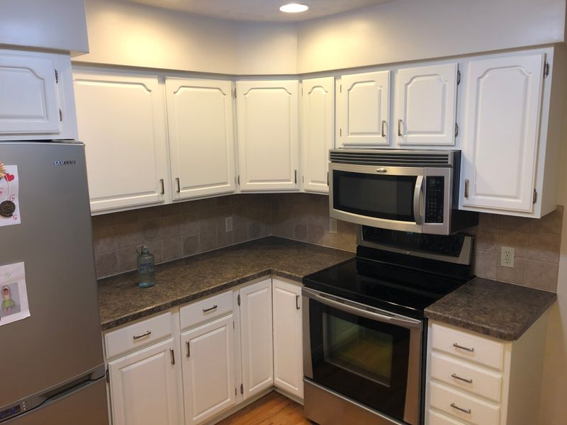 Kitchen and Cabinet Refinishing