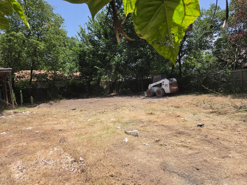 "Transforming Overgrown Spaces: Star Services Delivers Pristine Site Cleanup for Future Projects"